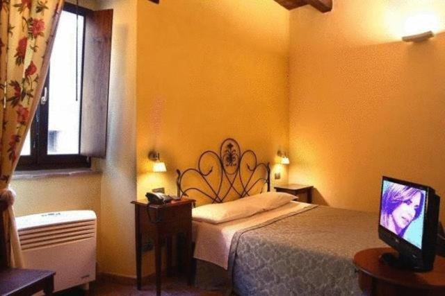 מונטפרנדונה Residence Borgo Da Mare חדר תמונה